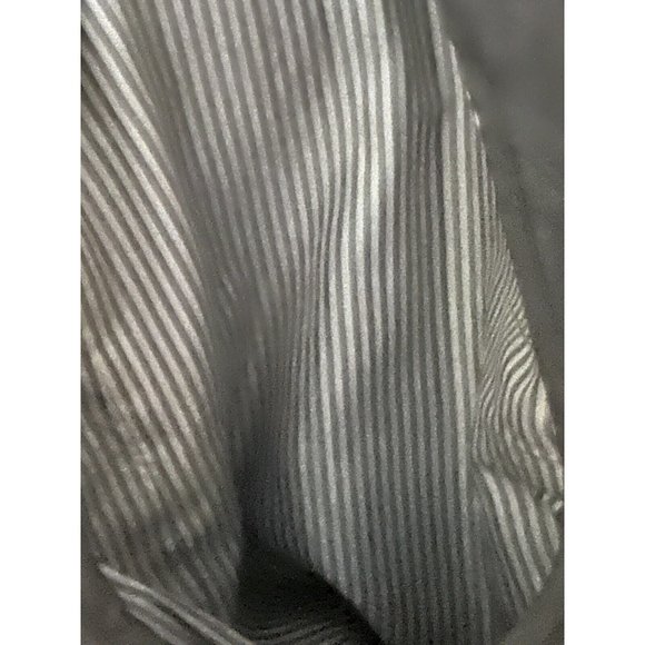 Gap Gray  Jacket with White and Black Lining Inside Of Sleeves Size Medium - Picture 3 of 10